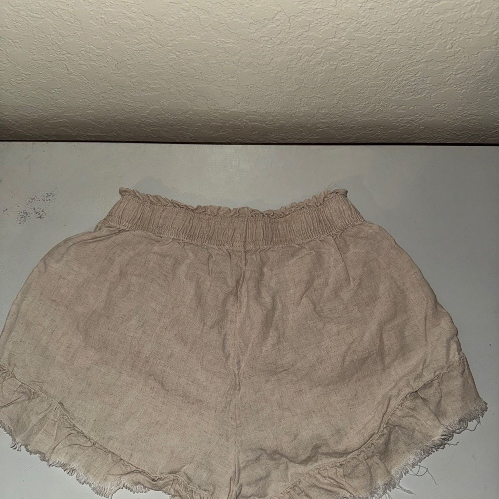 Women's Tan Ruffle Hem Shorts